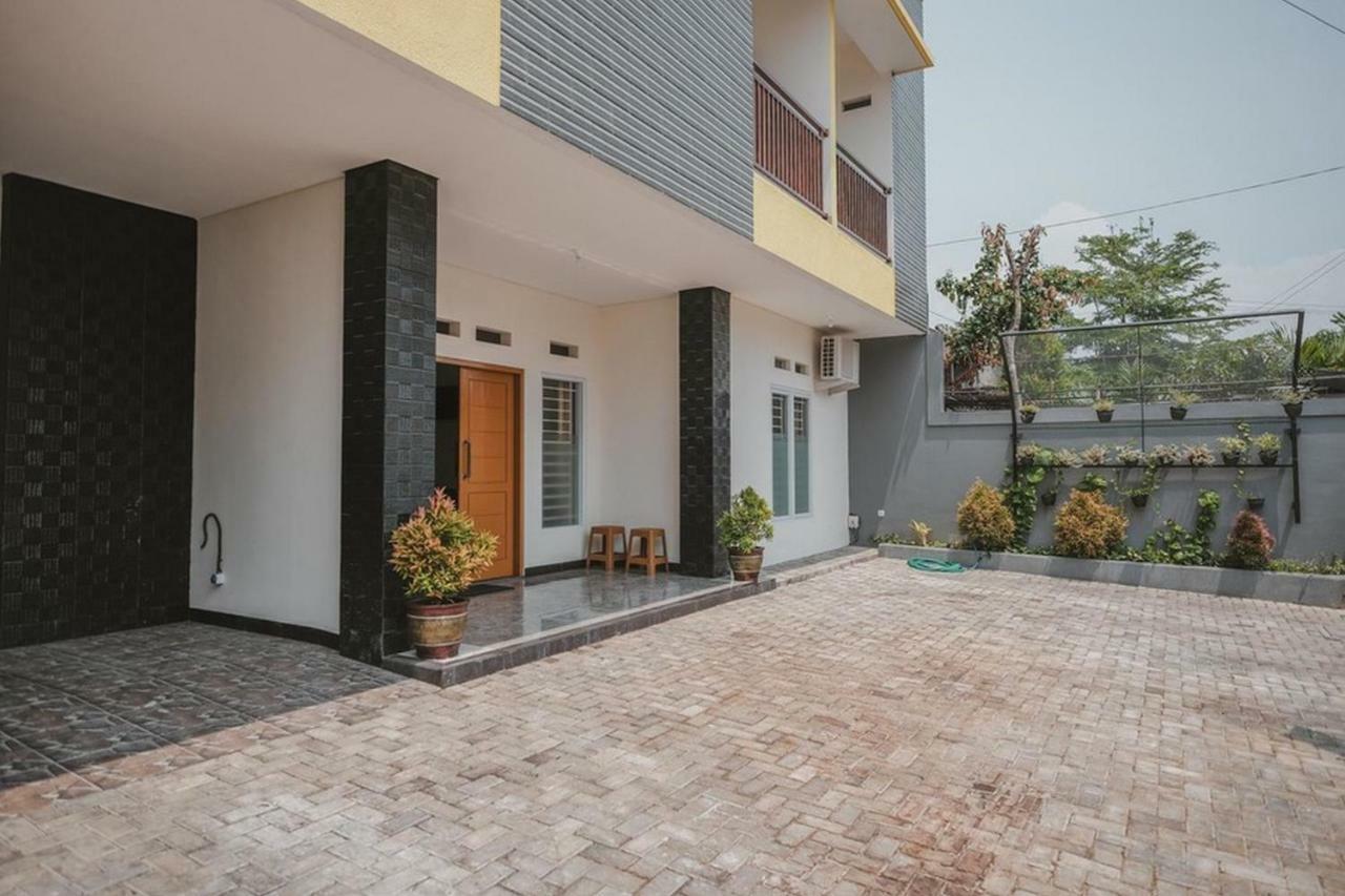 RedDoorz Syariah near Pahoman Stadium Lampung Bandar Lampung Bagian luar foto