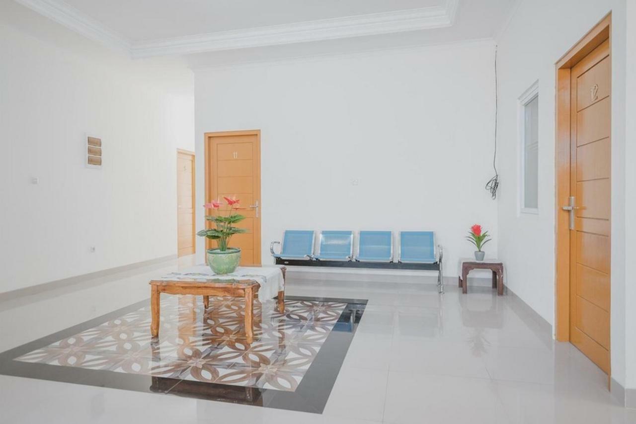RedDoorz Syariah near Pahoman Stadium Lampung Bandar Lampung Bagian luar foto